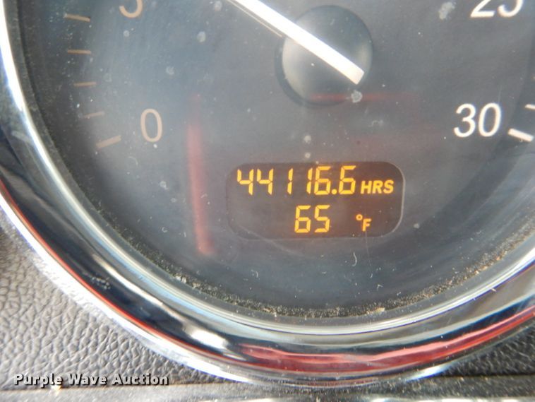 image for item GO9694 2011 Peterbilt 389  semi truck