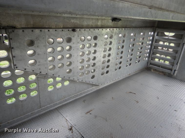 image for item GO9695 2008 Eby livestock trailer