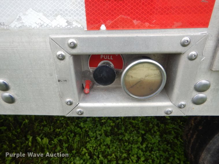 image for item GO9695 2008 Eby livestock trailer