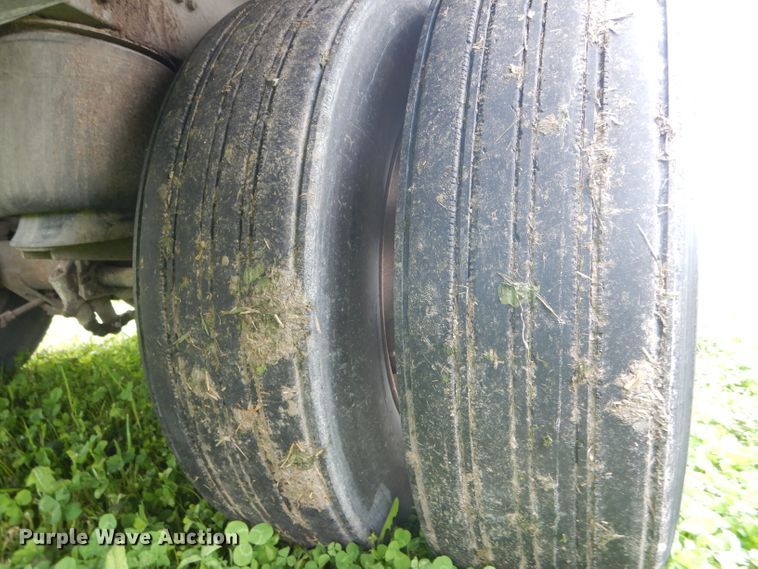 image for item GO9695 2008 Eby livestock trailer