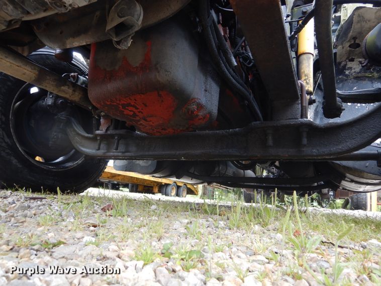 image for item GV9009 2007 International 9400i  semi truck