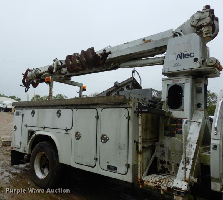 image for item GV9010 Altec digger derrick bed