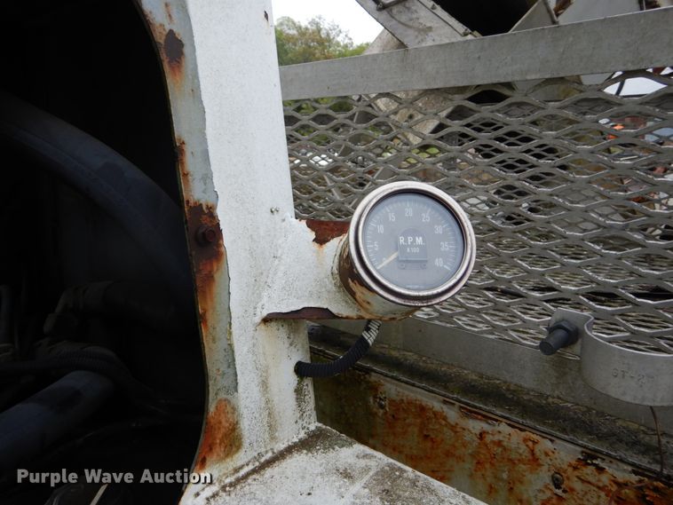 image for item GV9010 Altec digger derrick bed