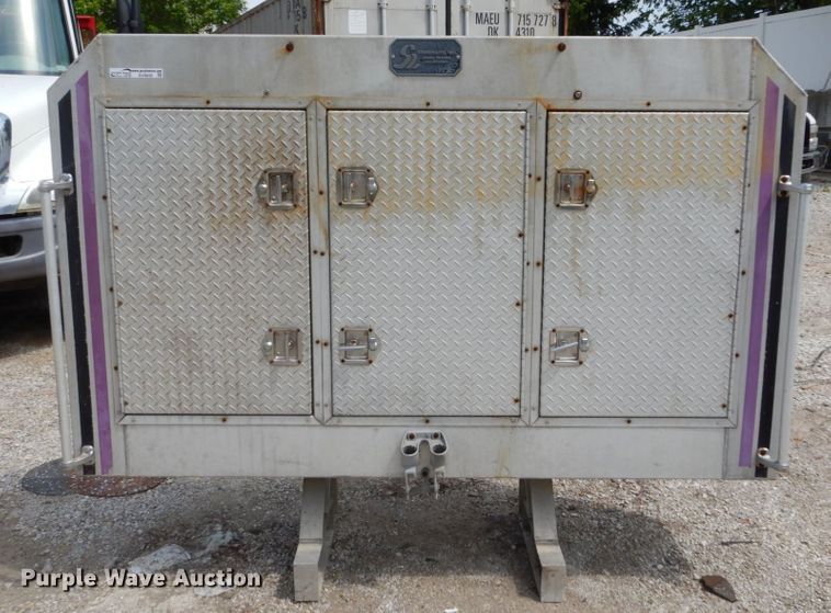 image for item GV9020 Sturdy-Lite aluminum headache rack