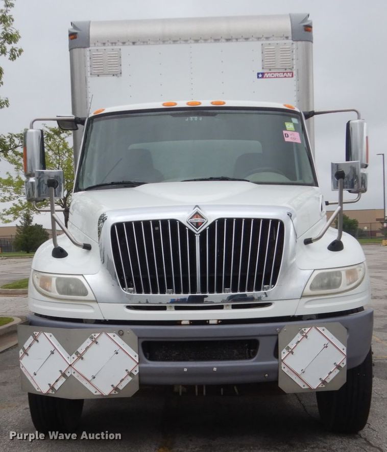 image for item GW9918 2012 International 244  box truck