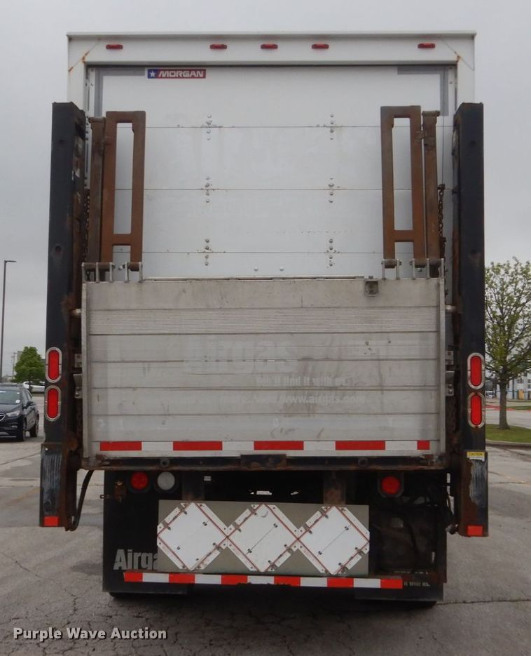 image for item GW9918 2012 International 244  box truck