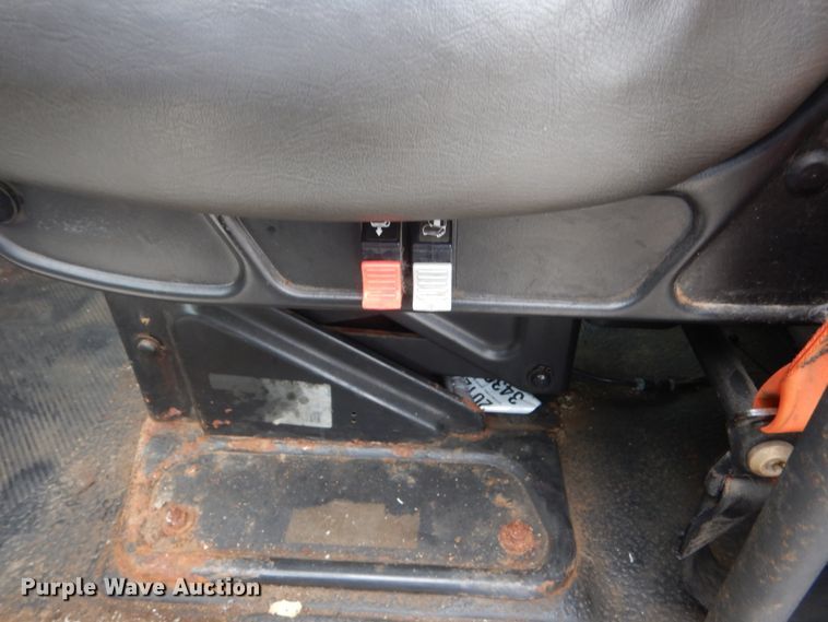 image for item GW9918 2012 International 244  box truck