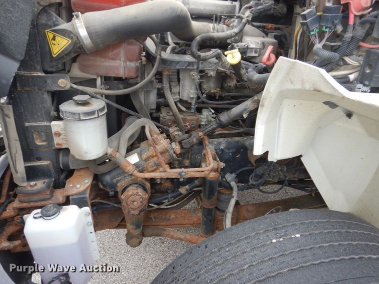 image for item GW9918 2012 International 244  box truck