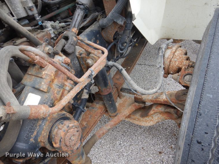 image for item GW9918 2012 International 244  box truck