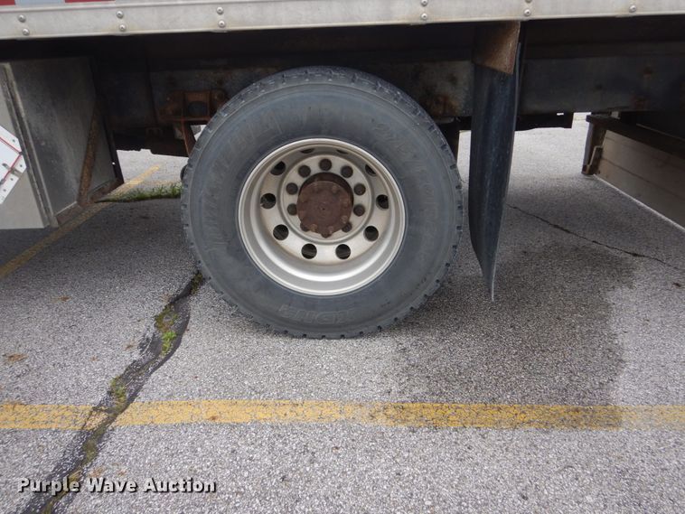 image for item GW9918 2012 International 244  box truck