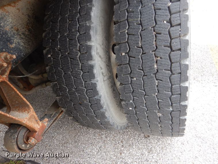 image for item GW9918 2012 International 244  box truck