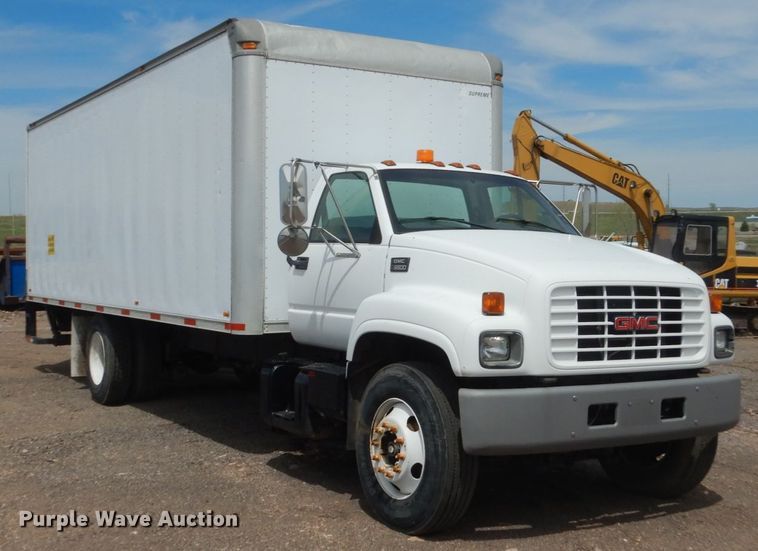 image for item GW9924 2000 GMC 6500  box truck