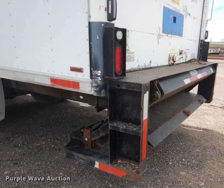 image for item GW9924 2000 GMC 6500  box truck