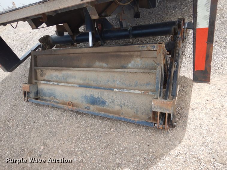 image for item GW9924 2000 GMC 6500  box truck