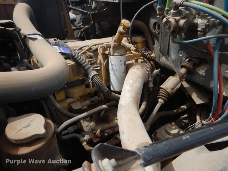 image for item GW9924 2000 GMC 6500  box truck