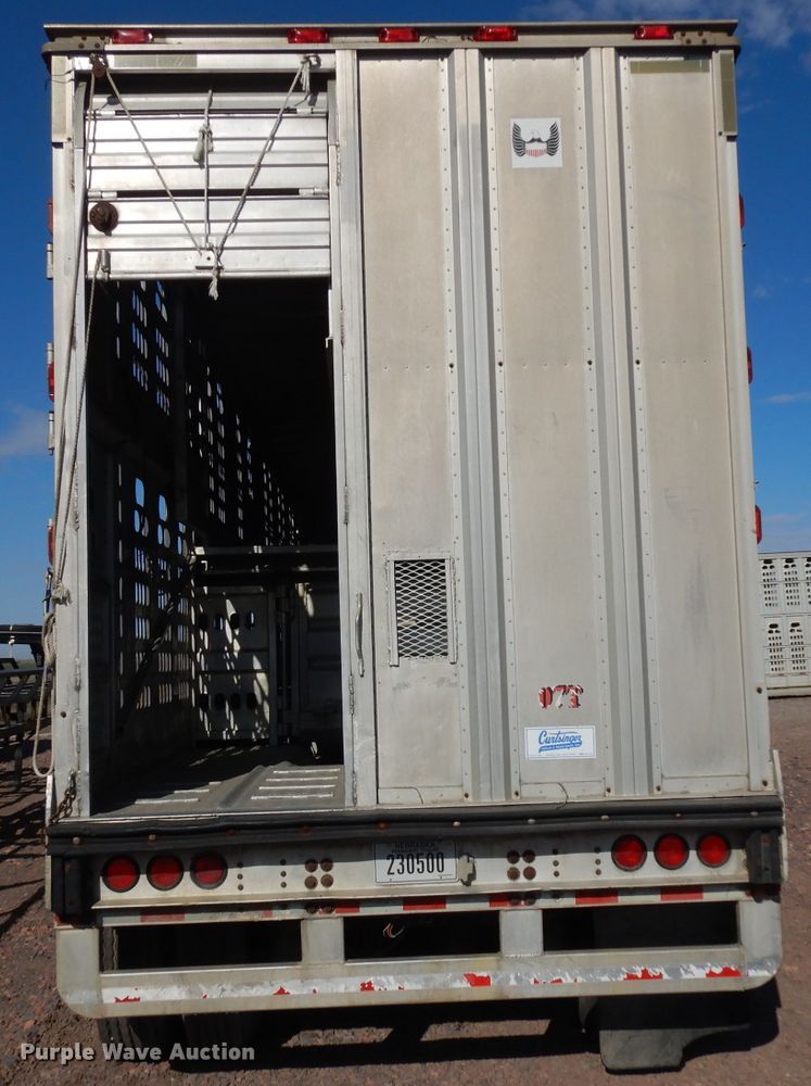 image for item GY9014 2001 Barrett livestock trailer