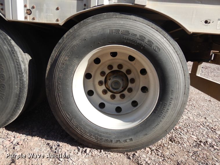 image for item GY9014 2001 Barrett livestock trailer