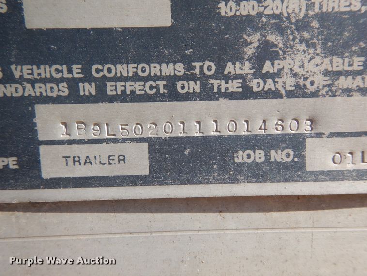 image for item GY9014 2001 Barrett livestock trailer