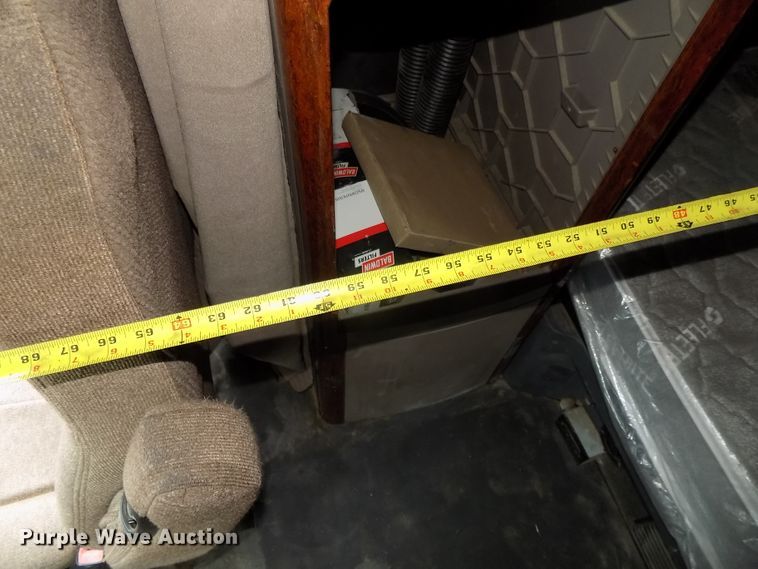 image for item H1469 2012 Freightliner Cascadia  semi truck