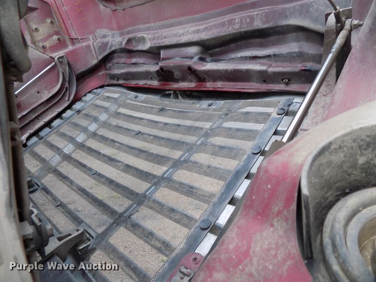 image for item H1469 2012 Freightliner Cascadia  semi truck