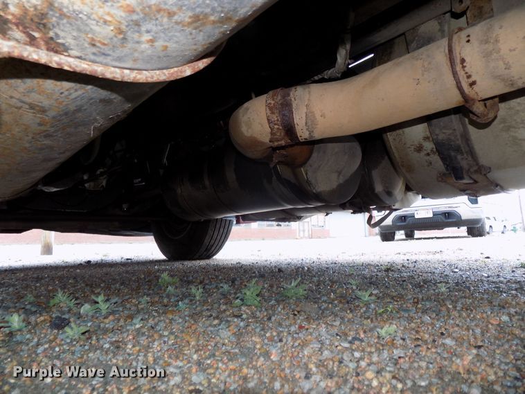 image for item H1469 2012 Freightliner Cascadia  semi truck