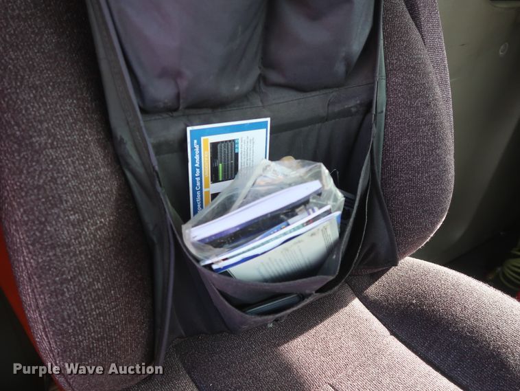 image for item HA9100 2017 Freightliner Cascadia 125  semi truck