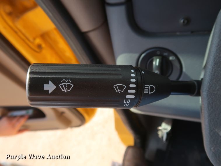 image for item HA9101 2017 Freightliner Cascadia 125  semi truck