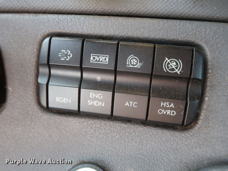 image for item HA9101 2017 Freightliner Cascadia 125  semi truck