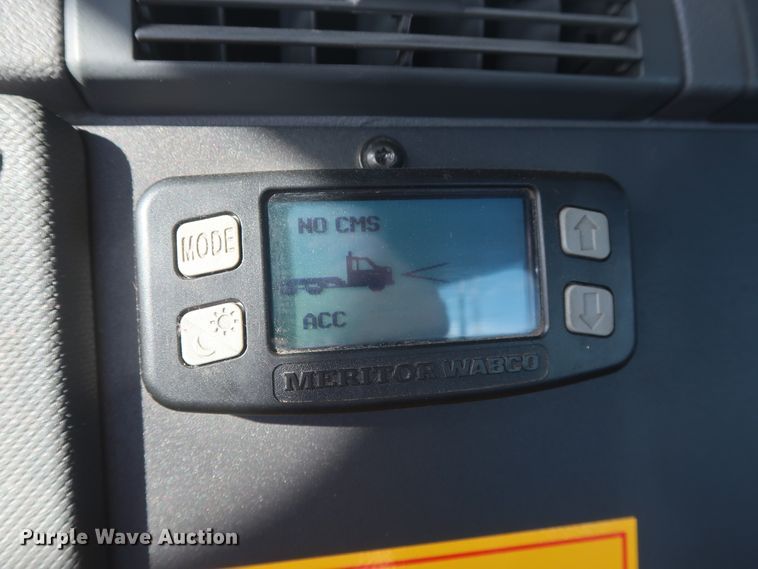 image for item HA9101 2017 Freightliner Cascadia 125  semi truck