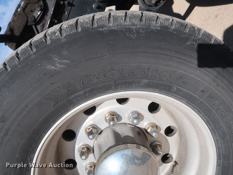 image for item HA9101 2017 Freightliner Cascadia 125  semi truck