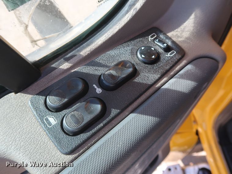 image for item HA9104 2017 Freightliner Cascadia 125  semi truck