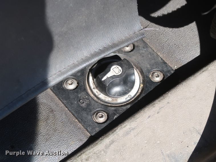 image for item HA9104 2017 Freightliner Cascadia 125  semi truck