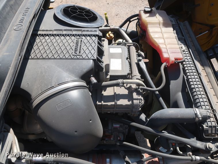 image for item HA9104 2017 Freightliner Cascadia 125  semi truck