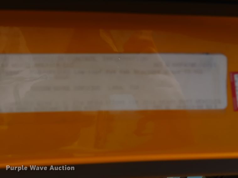 image for item HA9105 2016 Freightliner Cascadia 125  semi truck