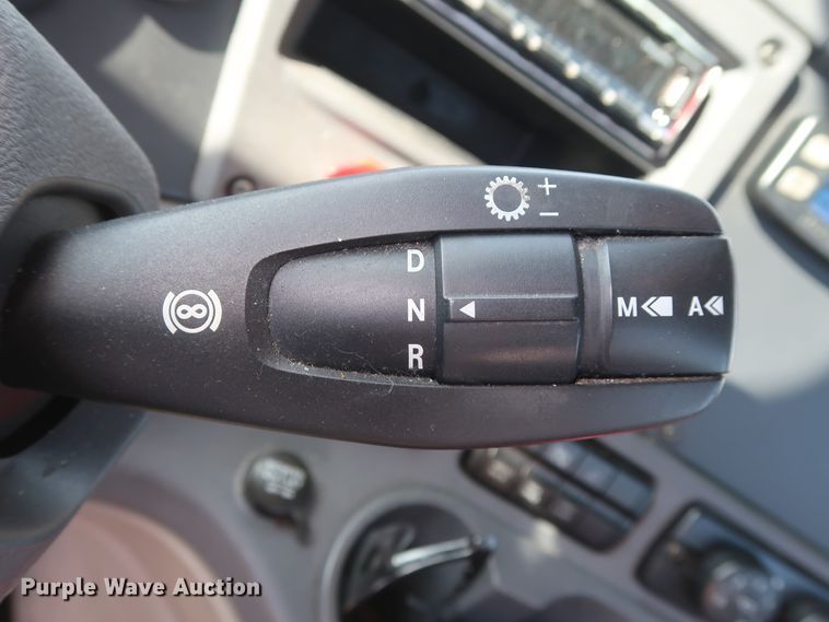 image for item HA9106 2016 Freightliner Cascadia 125  semi truck