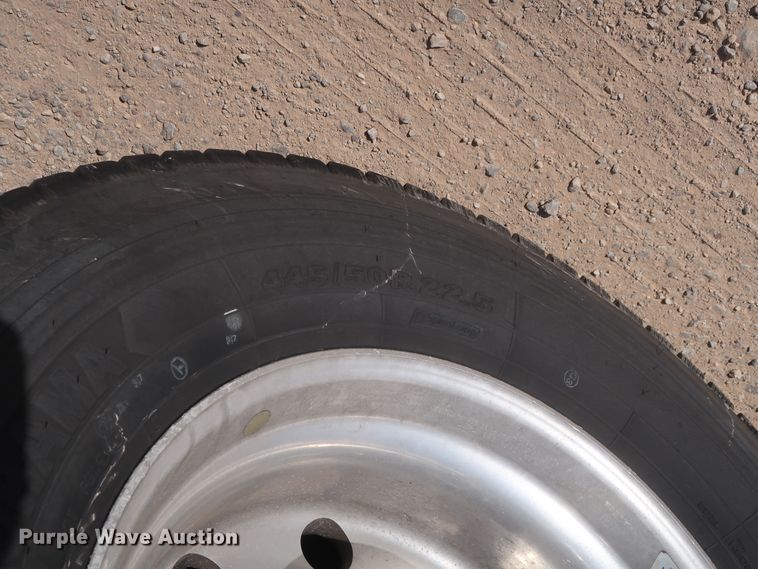 image for item HA9106 2016 Freightliner Cascadia 125  semi truck