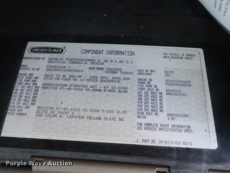 image for item HA9106 2016 Freightliner Cascadia 125  semi truck