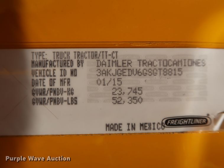 image for item HA9106 2016 Freightliner Cascadia 125  semi truck