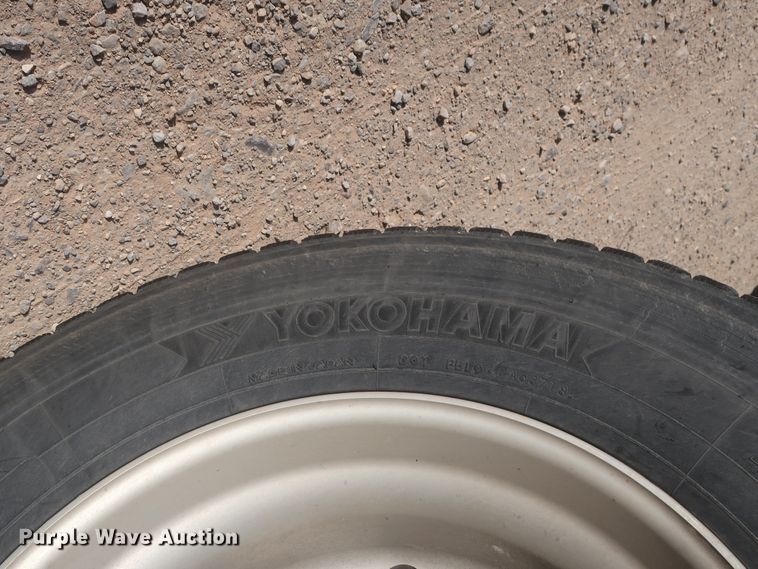 image for item HA9107 2017 Freightliner Cascadia 125  semi truck