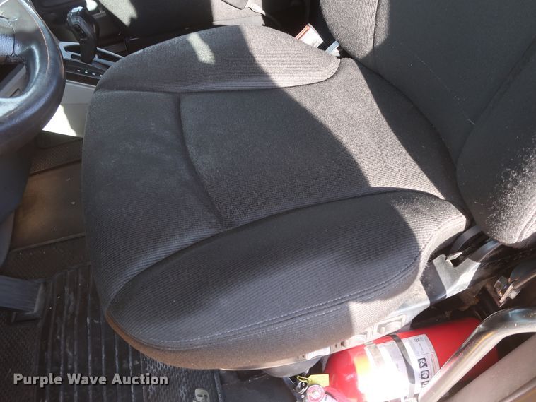 image for item HA9108 2016 Peterbilt 579  semi truck