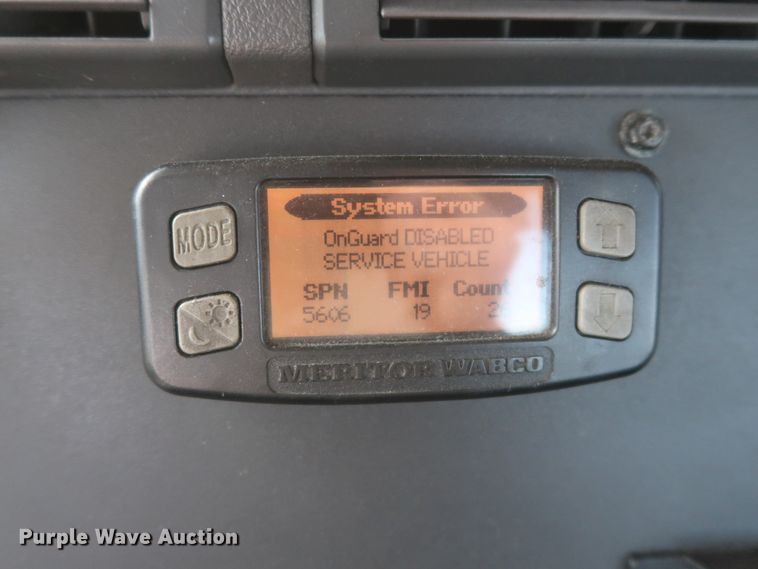 image for item HA9111 2014 Freightliner Cascadia 125  semi truck