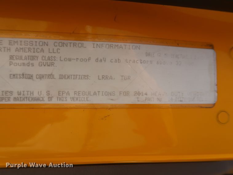 image for item HA9111 2014 Freightliner Cascadia 125  semi truck