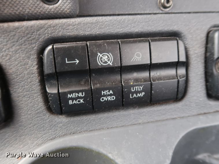 image for item HA9113 2016 Freightliner Cascadia 125  semi truck