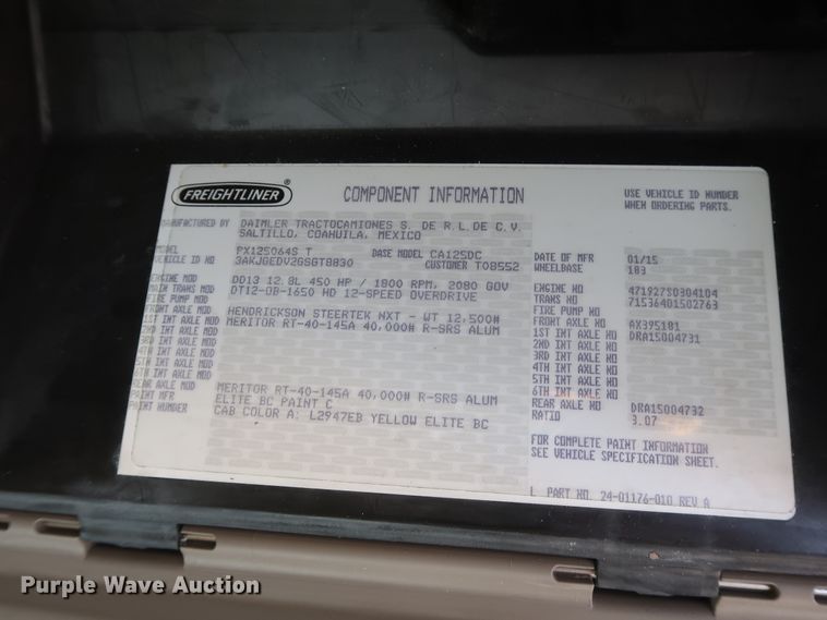 image for item HA9113 2016 Freightliner Cascadia 125  semi truck