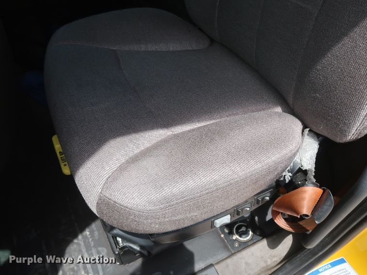 image for item HA9114 2017 Freightliner Cascadia 125  semi truck