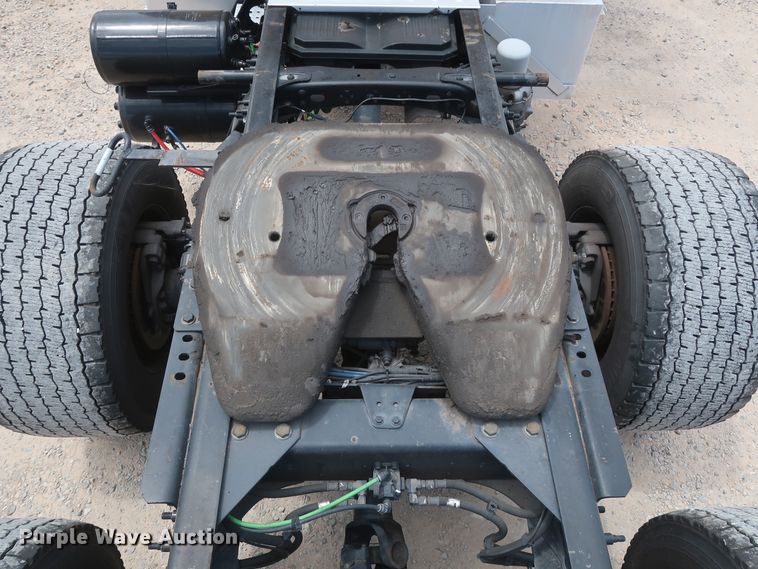 image for item HA9114 2017 Freightliner Cascadia 125  semi truck