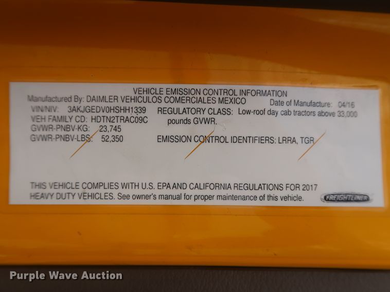 image for item HA9114 2017 Freightliner Cascadia 125  semi truck