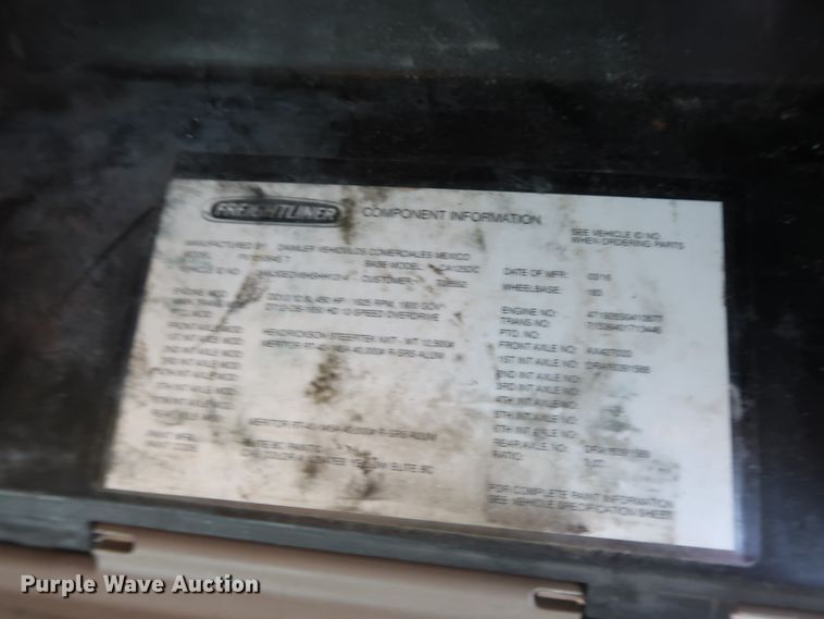 image for item HA9117 2017 Freightliner Cascadia 125  semi truck