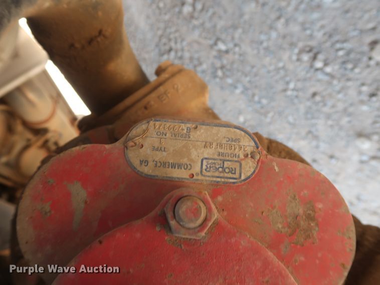 image for item HA9118 2015 Peterbilt 388  semi truck