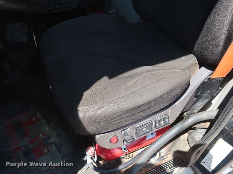 image for item HA9119 2014 Western Star 4900SB  semi truck